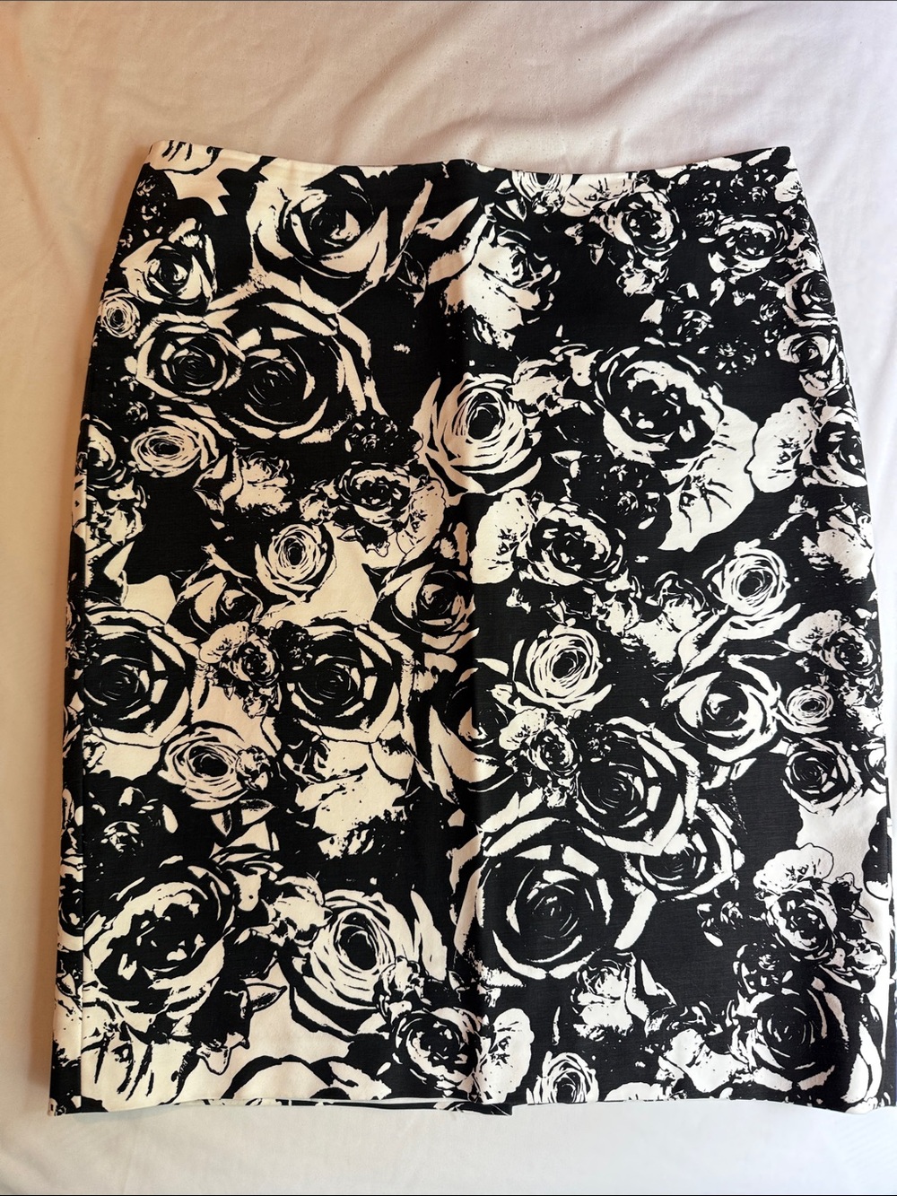 Lord & Taylor size 12 pencil skirt